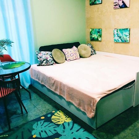 Happy Studios Koloni 18 Warna Exterior foto