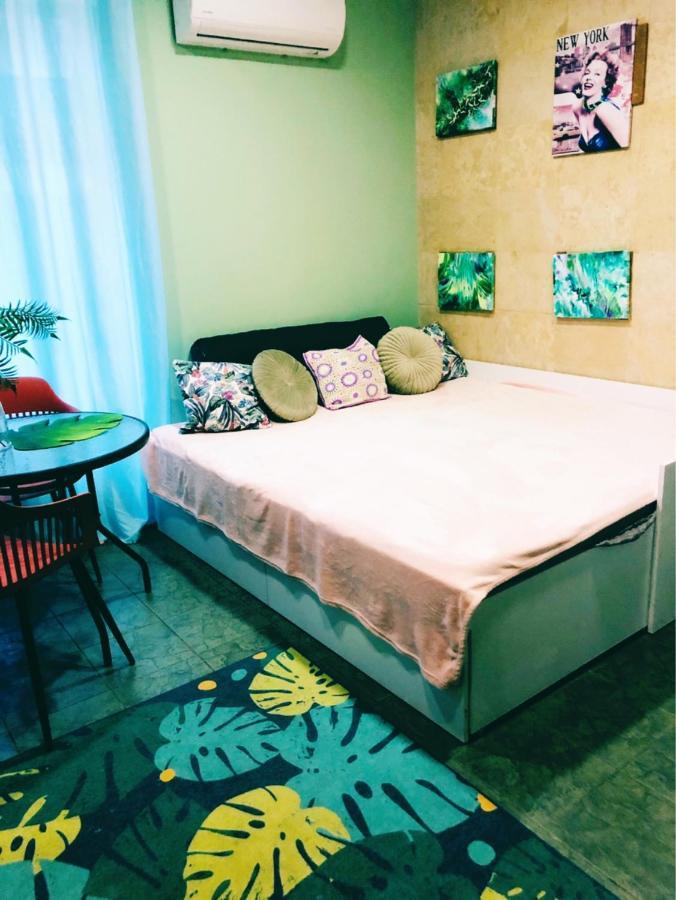 Happy Studios Koloni 18 Warna Exterior foto